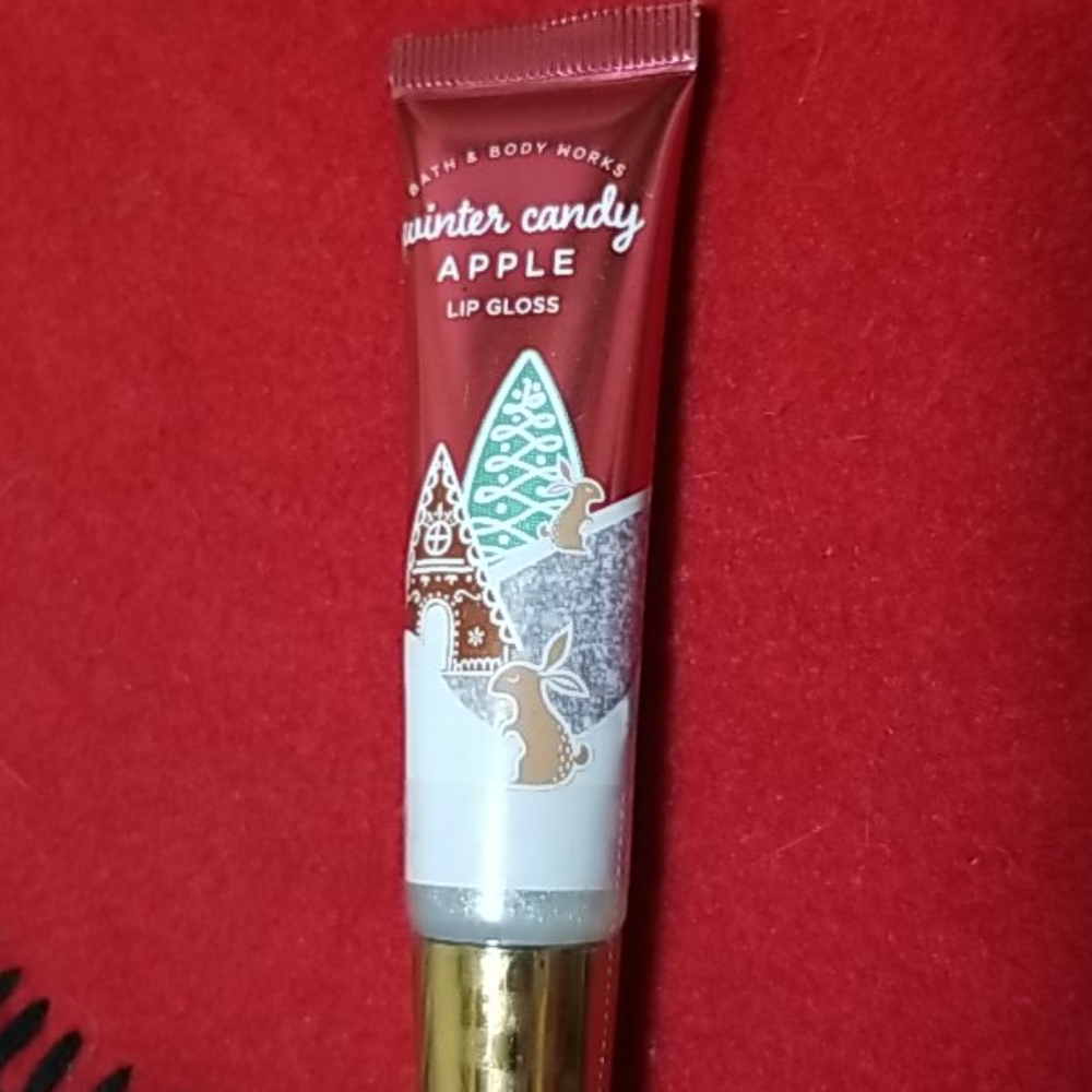 Winter candy apple bath and body works lip gloss